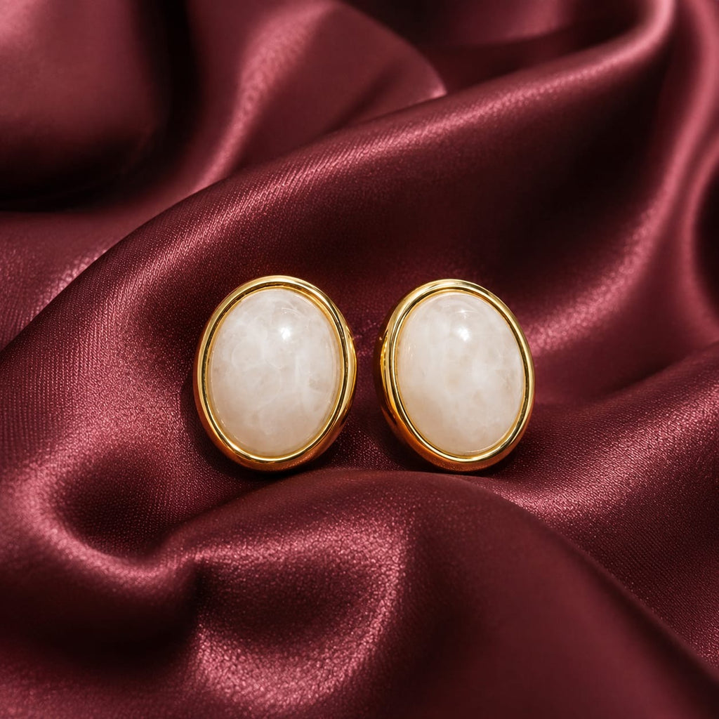 SET DE ARETES Y ANILLO PIEDRA BLANCA